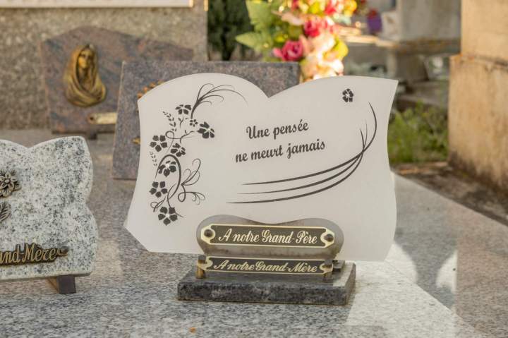 Réfection dorure funéraire Bourbon-Lancy